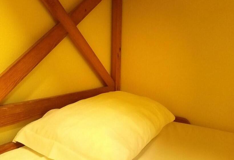 ファミリールーム, Hi Faro – Pousada De Juventude