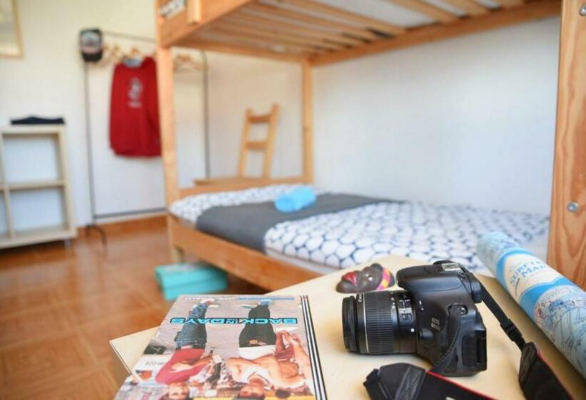 Четырехместный Номер Стандарт, Surf House Peniche