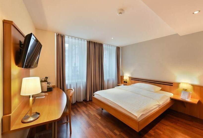 Номер Стандарт, Apart Hotel Amadeo