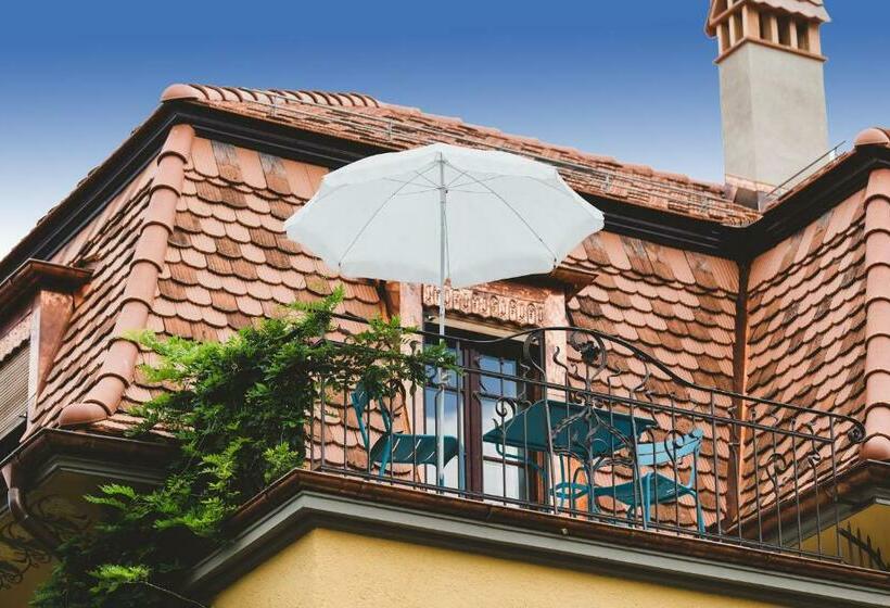 اتاق استاندارد با تراس, B&b The B