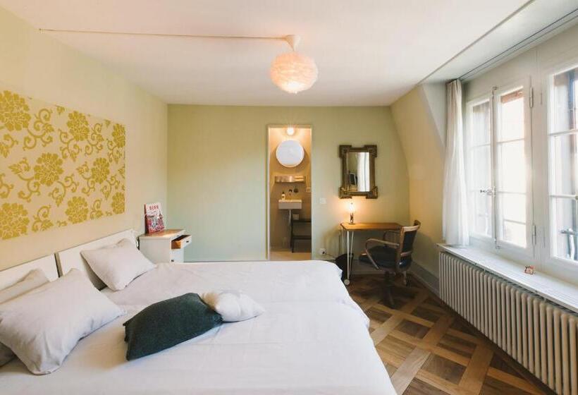 آپارتمان 1 خوابه با بالکن, B&b The B