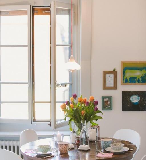 آپارتمان 1 خوابه با بالکن, B&b The B