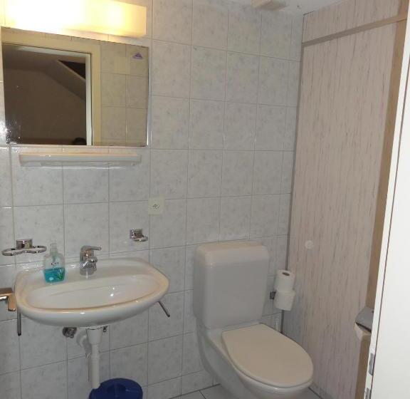 经济房, Restaurant Stechelberg Bed & Breakfast