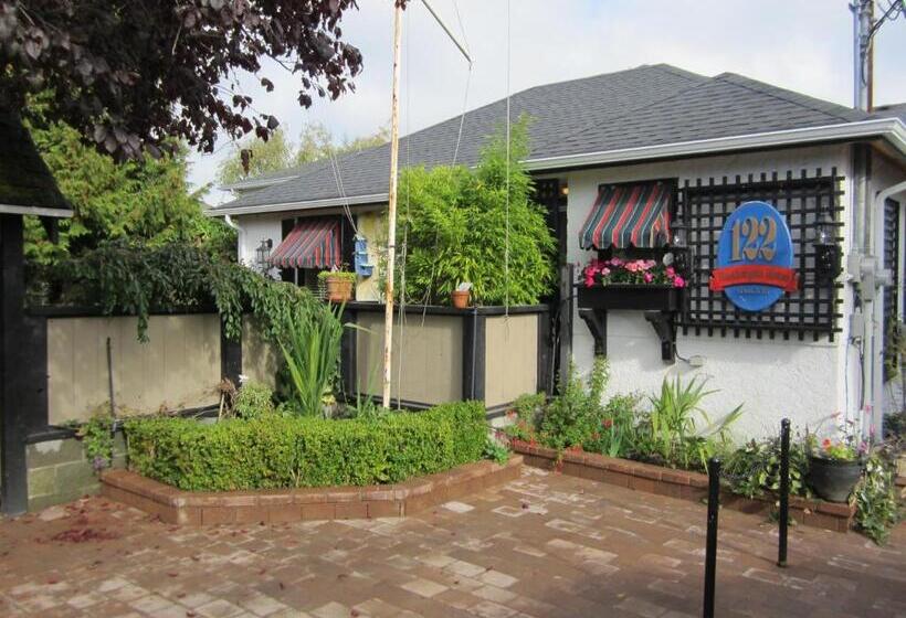 Люкс, Heathergate Cottage And Suites