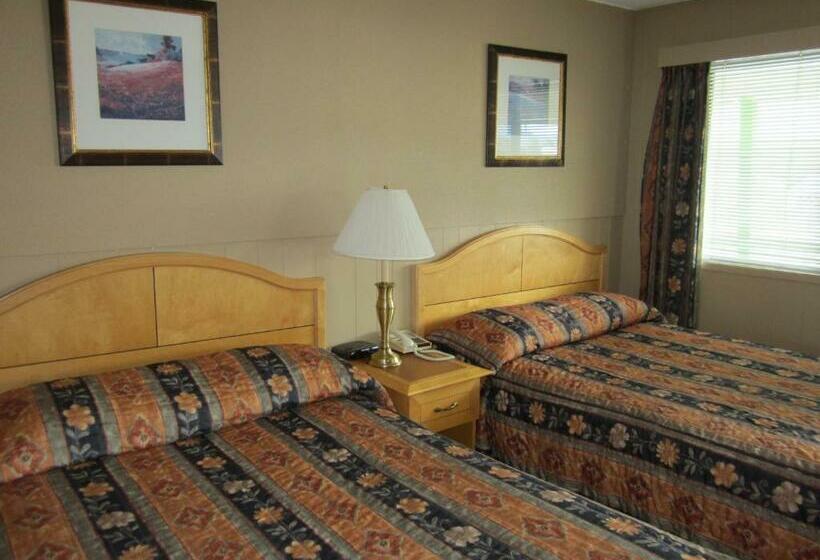 Номер Deluxe, Bulkley Valley Motel
