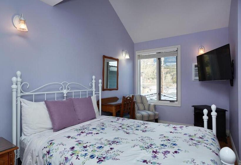 패밀리 룸, Lady Macdonald Country Inn