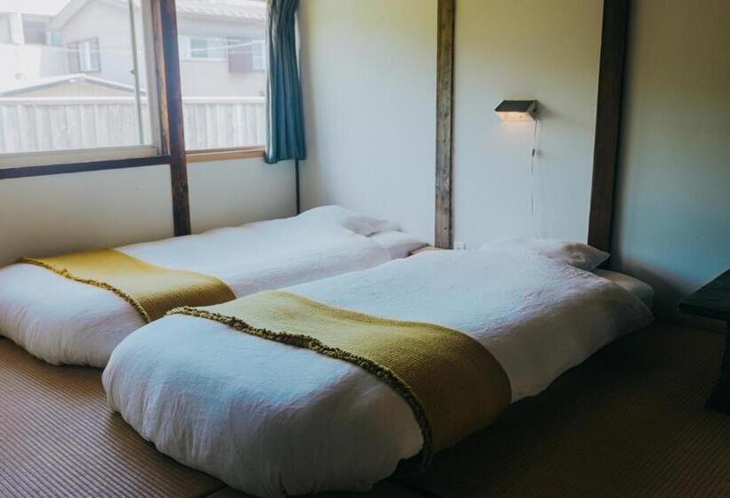 Номер Стандарт Совместная Ванная, Hostel Saruya