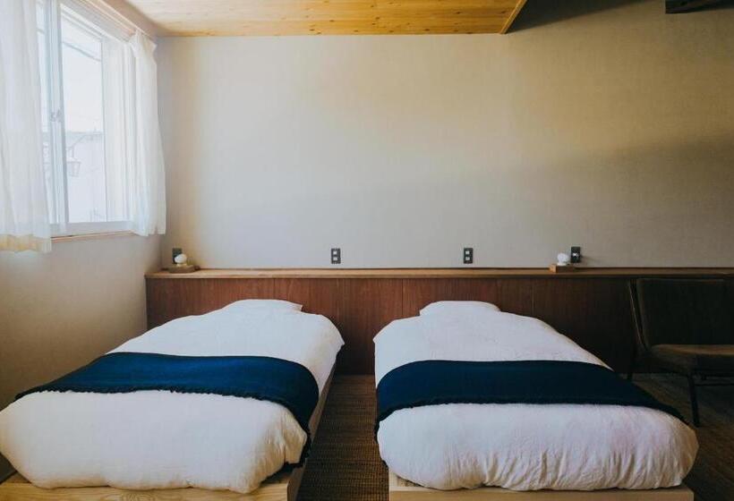 Семейный Номер, Hostel Saruya