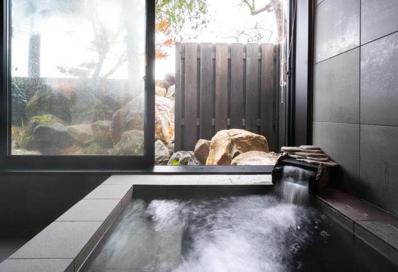 Полулюкс Вид на Сад, Maruyama Onsen Kojyokan