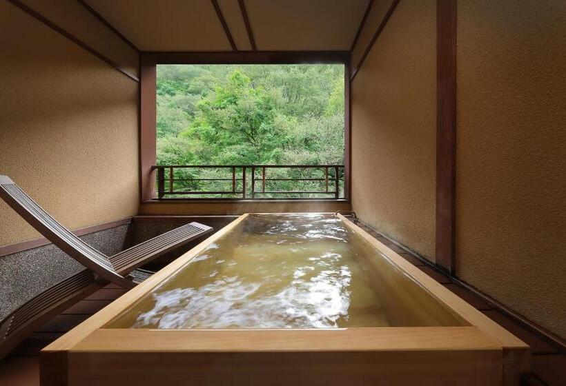 Номер Superior, Moritaya