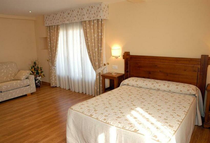 Номер Стандарт, Aparthotel Tres Caminos