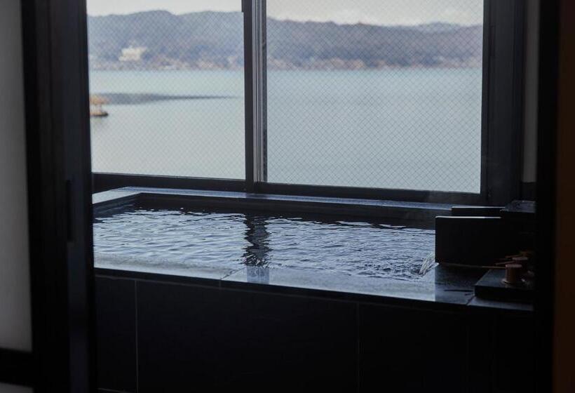 スタンダードトリプルルーム, Kamisuwa Onsen Shinyu