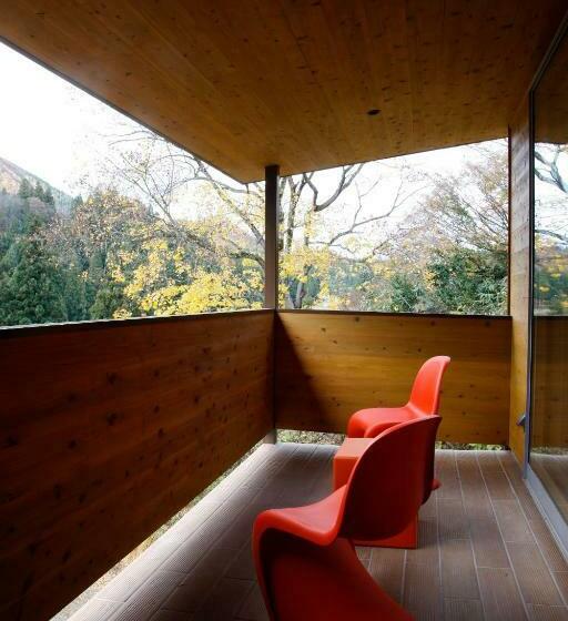 Полулюкс, Satoyama Jujo The House