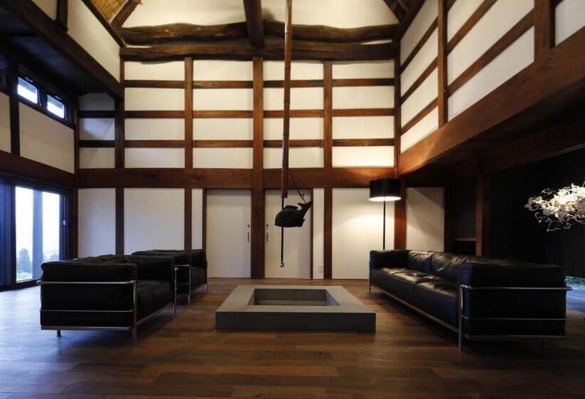 Президентский Люкс, Satoyama Jujo The House