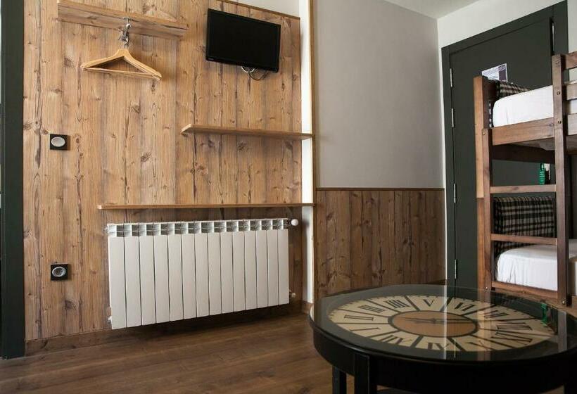 Четырехместный Номер Классик, Hostel Albergue Monte Perdido