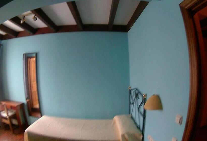 싱글 기본룸, Los Laureles