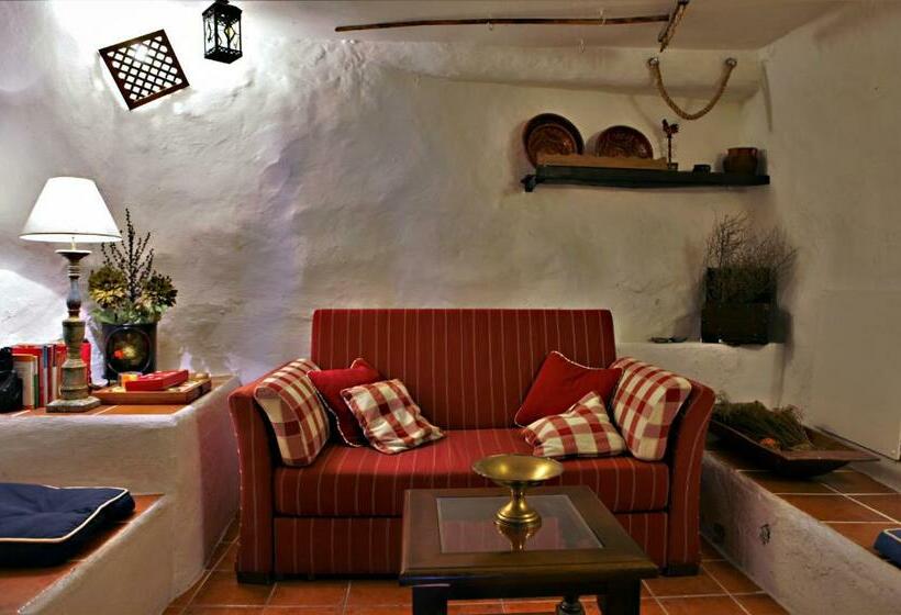 Дом 4 Спальни, Casa Rural La Grande