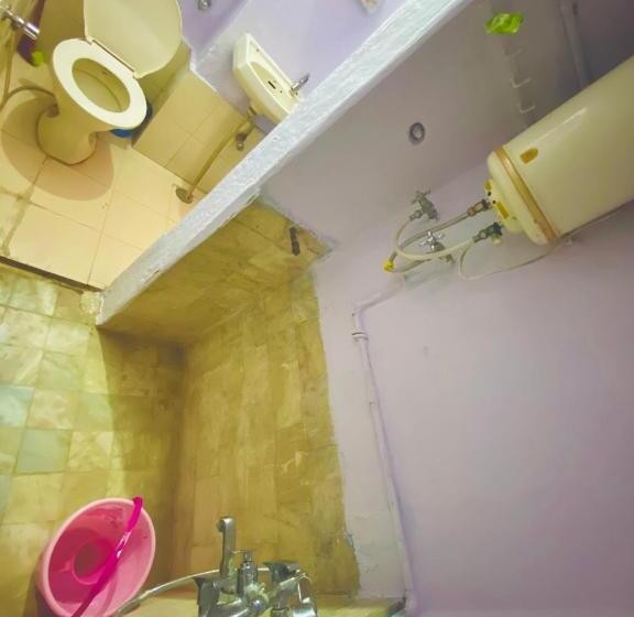 带阳台的豪华间, Bob Hostel