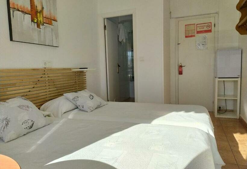 Номер Стандарт, Hostal Lucy