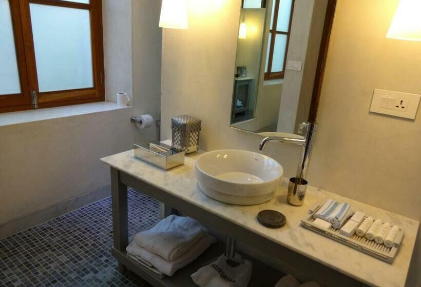 اتاق استاندارد, La Villa