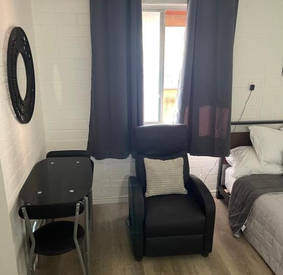 Апартаменты 1 Спальня с Балконом, Canyon S Edge Route 66 Motel