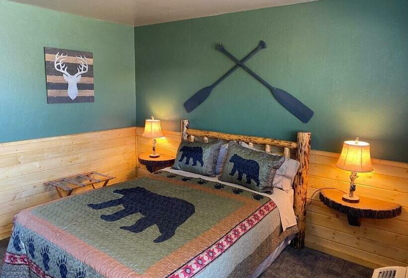 Номер Стандарт Индивидуальный, The Fishing Bear Lodge