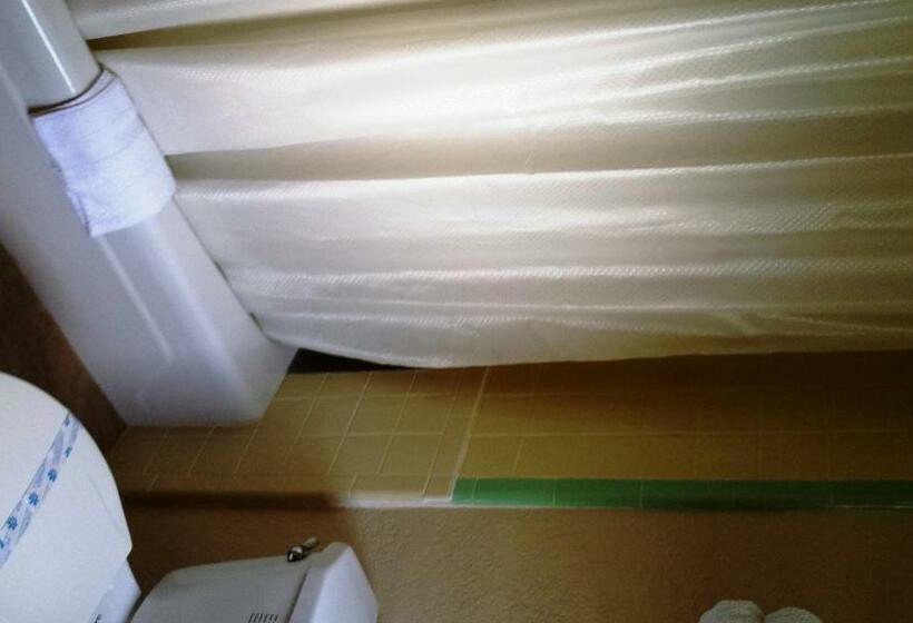 标准间, Campbell Motel