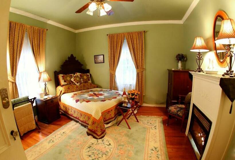 标准间, Center Harbor Sutton House B & B