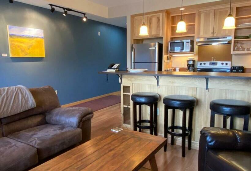 스위트 킹사이즈 침대, Twisp River Suites