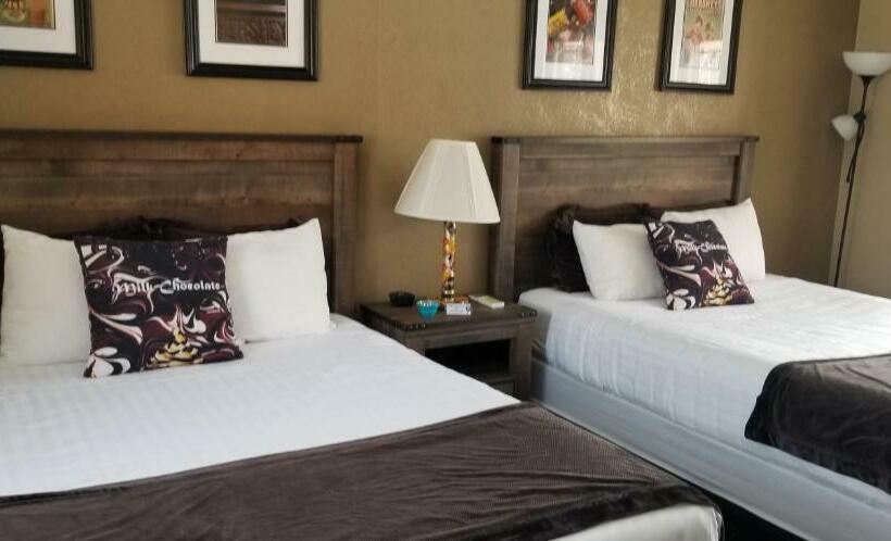 스탠다드 룸 더블 침대 2개, Middlebury Sweets Motel