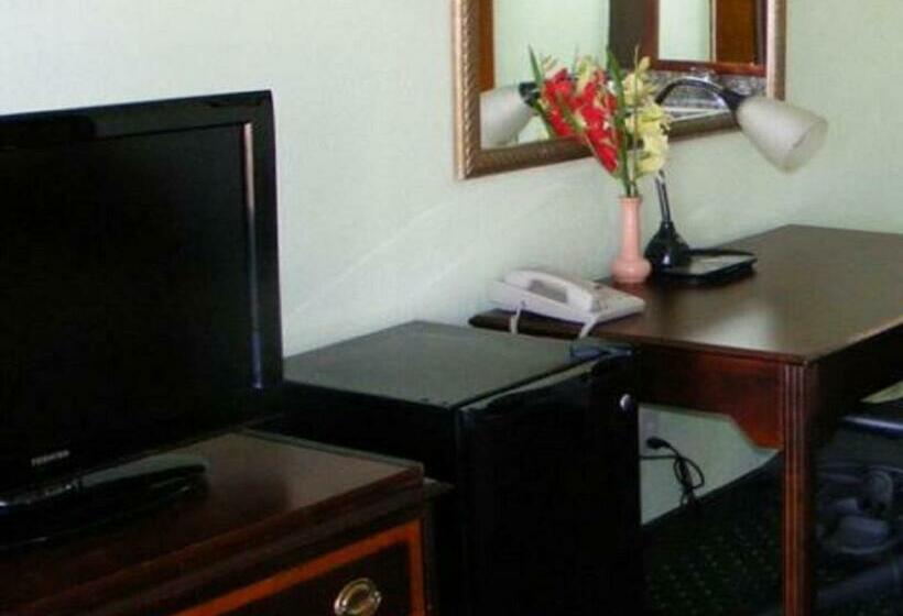 Стандартный Номер Кровать Кинг, Budget Inn Palmyra