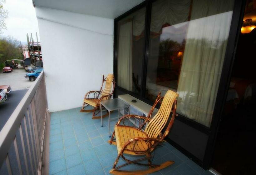 标准间带阳台, Rivergate Mountain Lodge