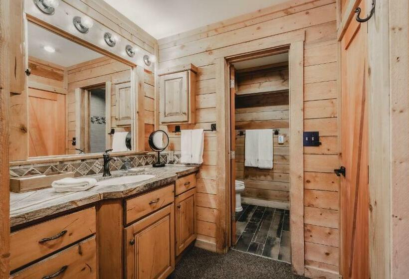 Студия Стандарт, Sundance Mountain Resort