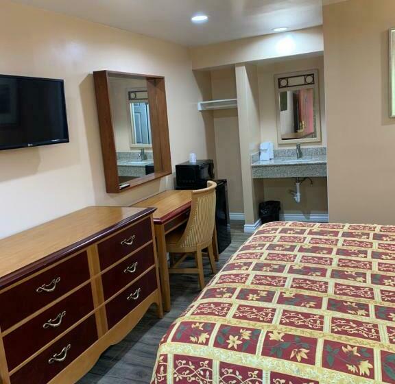 스탠다드 룸 킹사이즈 침대, Budget Inn Motel