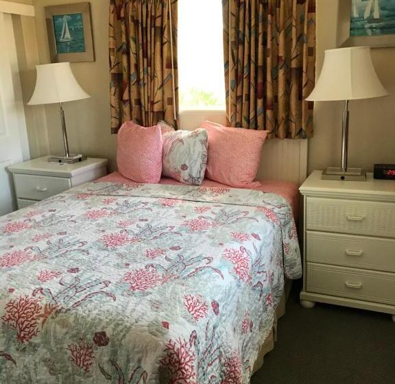 Люкс Повышенной Комфортности, Carlton House Motel And Suites