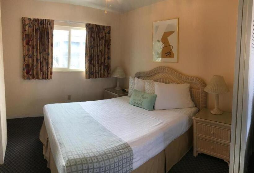 Люкс Повышенной Комфортности, Carlton House Motel And Suites