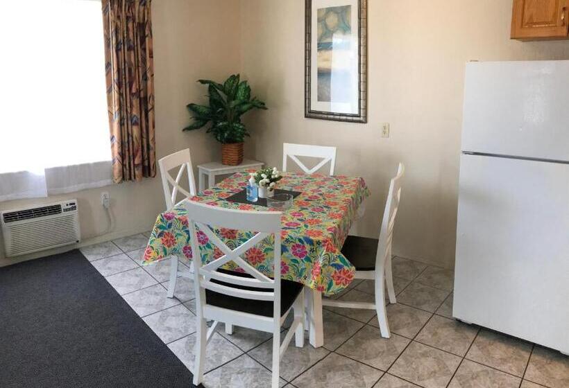 Люкс Повышенной Комфортности, Carlton House Motel And Suites