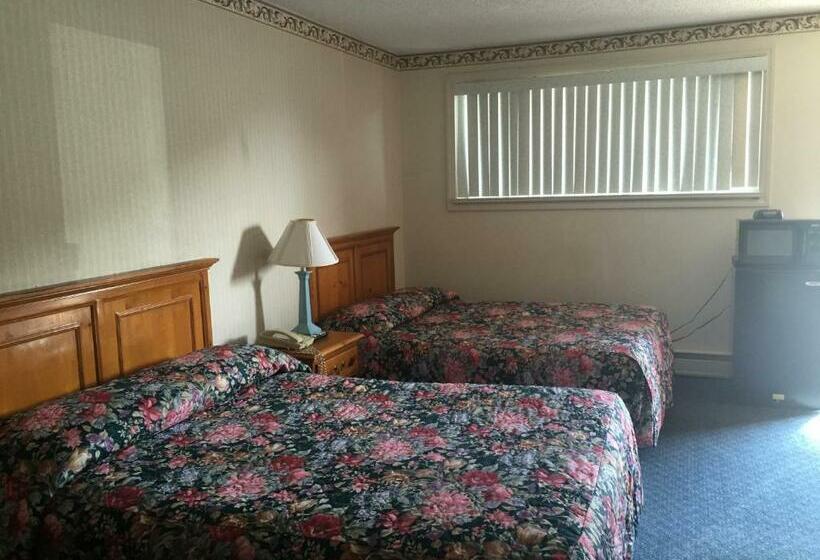 Номер Стандарт 2 Двуспальные Кровати, Highland Hills Motel & Cabins