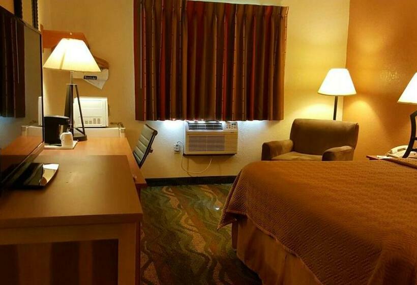 Стандартный Номер Кровать Кинг, Travelodge By Wyndham Muskegon