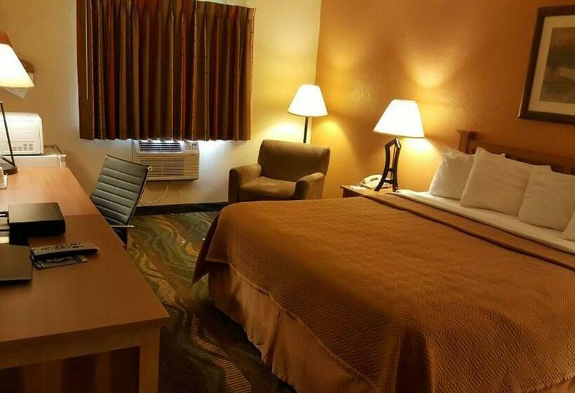 Стандартный Номер Кровать Кинг, Travelodge By Wyndham Muskegon