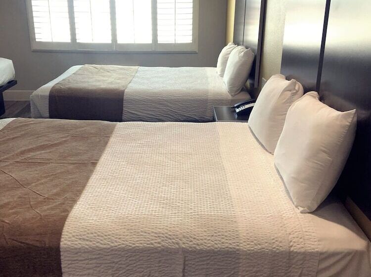 스탠다드 룸, Deluxe Inn Hawthorne/ Lax