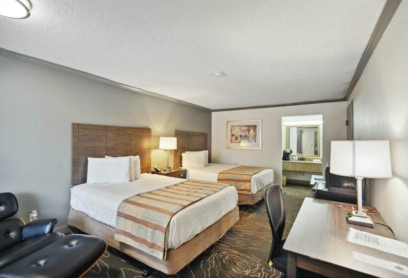２ダブルベッドのスタンダードルーム, The Guest Lodge Gainesville