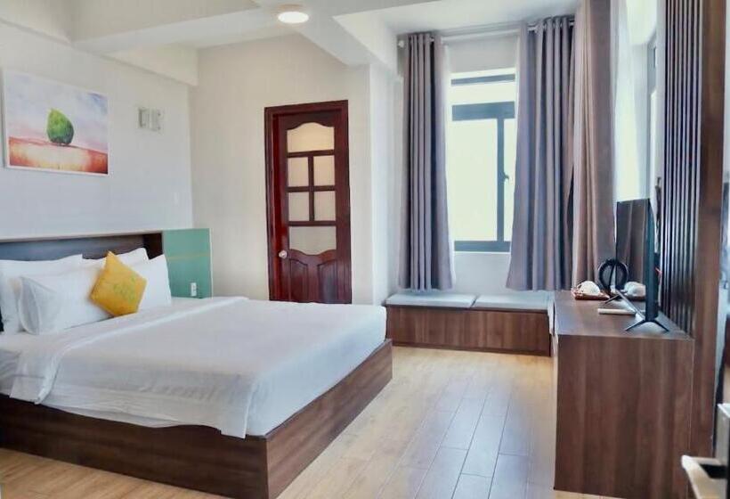 اتاق لوکس با چشم‌انداز شهر, The Palms Hotel By Hmg