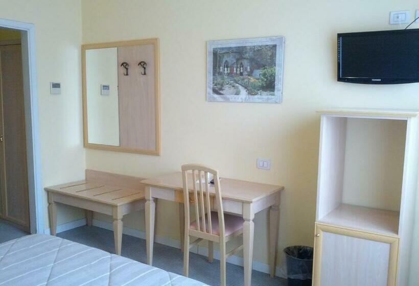 اتاق استاندارد, Cremona Viale