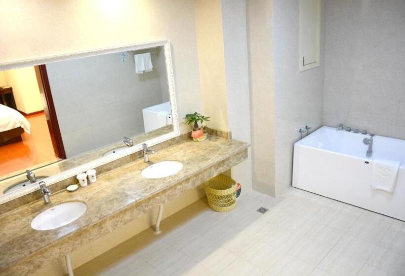 Номер бизнес-класса, Greentree Inn Jiangsu Wuxi Yixing East Longtan Road Dongjiu Business