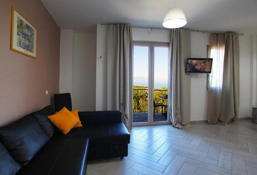 חדר סטנדרט לארבעה נוף לים, Belvedere Rent Rooms