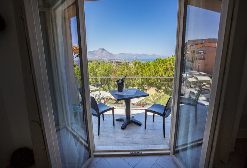 חדר סטנדרט לארבעה נוף לים, Belvedere Rent Rooms