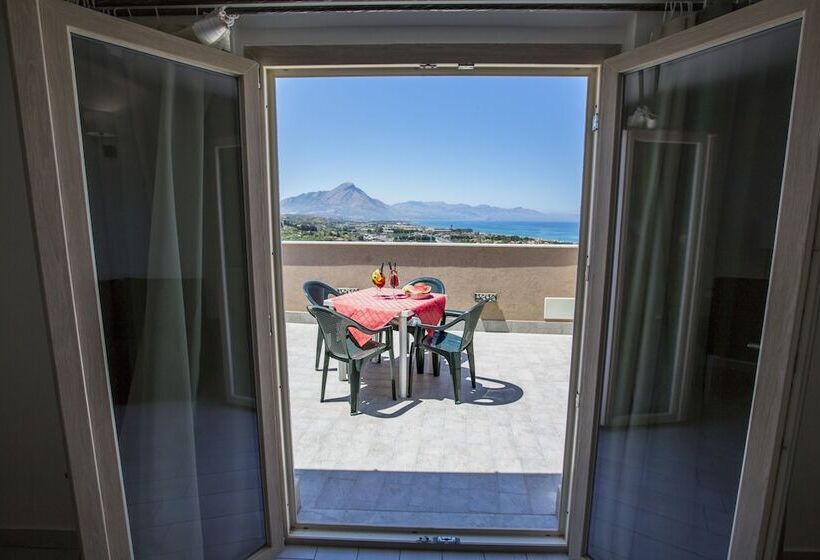Пентхаус, Belvedere Rent Rooms