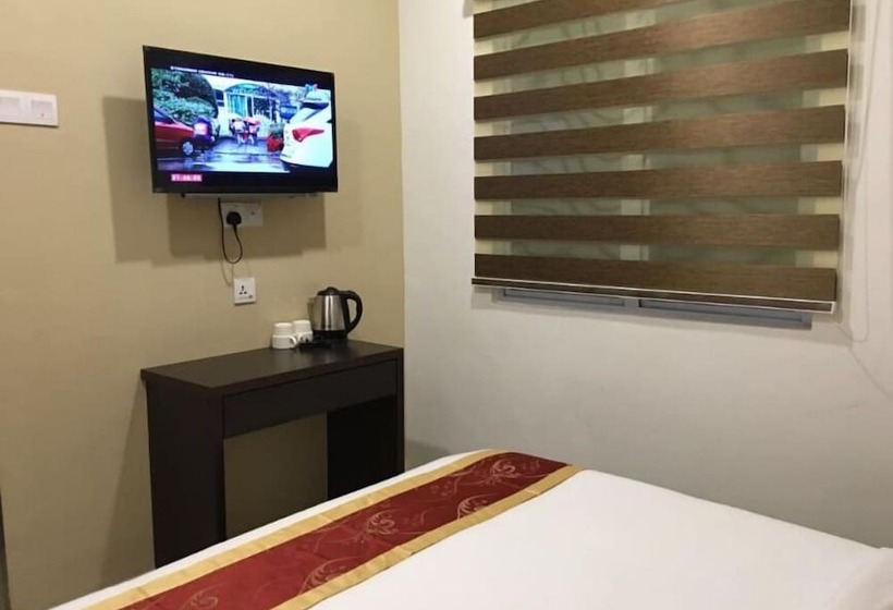 Номер Deluxe, Global Inn