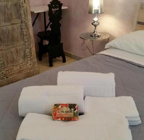 اتاق استاندارد سه نفره, Residenza Del Turista